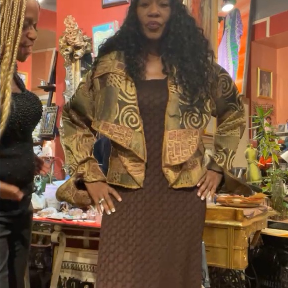 Tapestry Crop Jacket and Hat - Picture 5 of 6